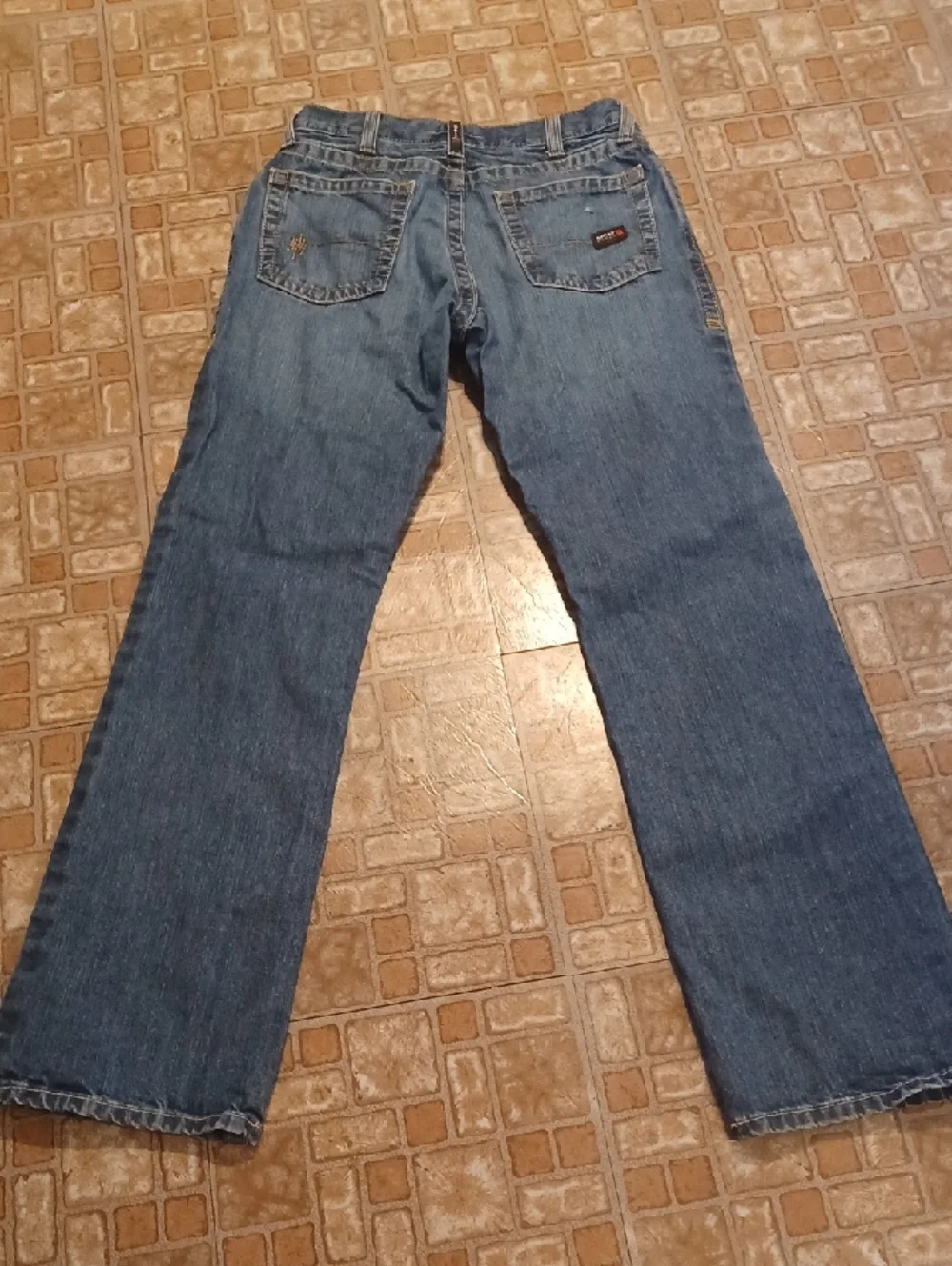 Ariat Medium Blue Straight-Leg Jeans with Distressed Knee 30x34